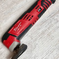 Реноватор (мультитул) Milwaukee M12 2426-20 - фото 2