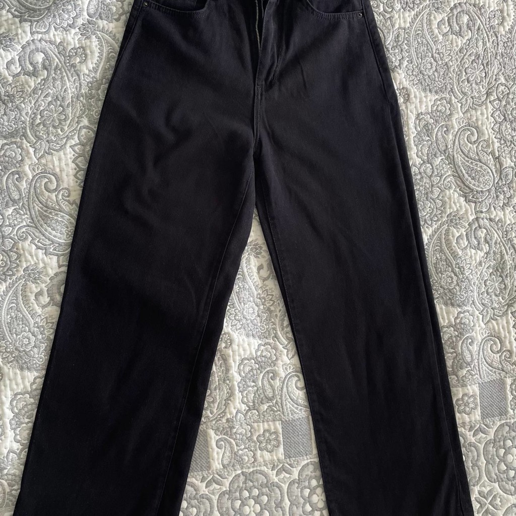 Джинсы женские MUST HAVE