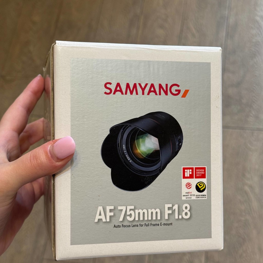 Samyang AF 75 mm f1.8
