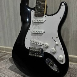 Электрогитара Fender Squier Stratocaster - фото 2