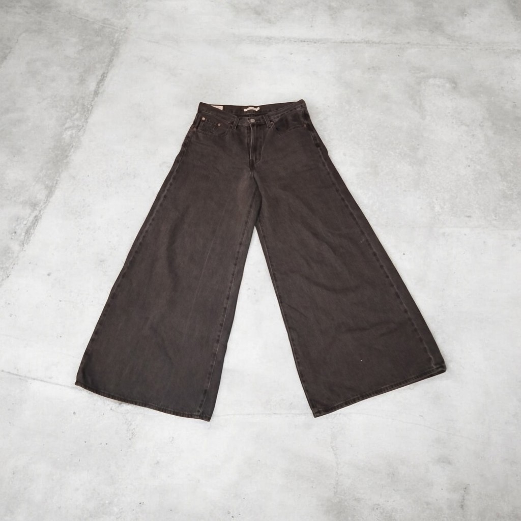 Levi’s Superwide XL