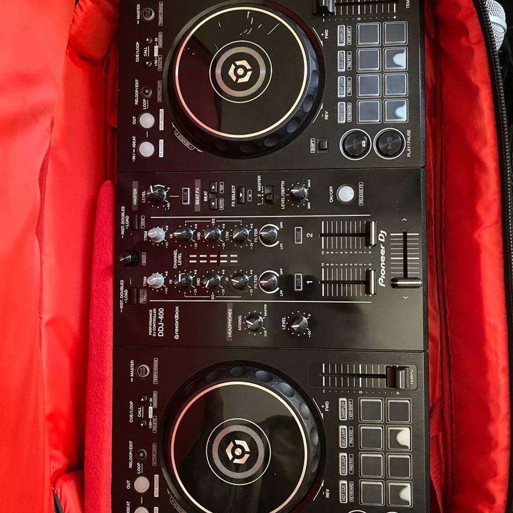 DJ-пульт Pioneer DDJ-400