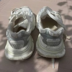 Balenciaga - фото 4