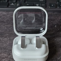 Samsung Galaxy Buds 4 Pro - фото 3