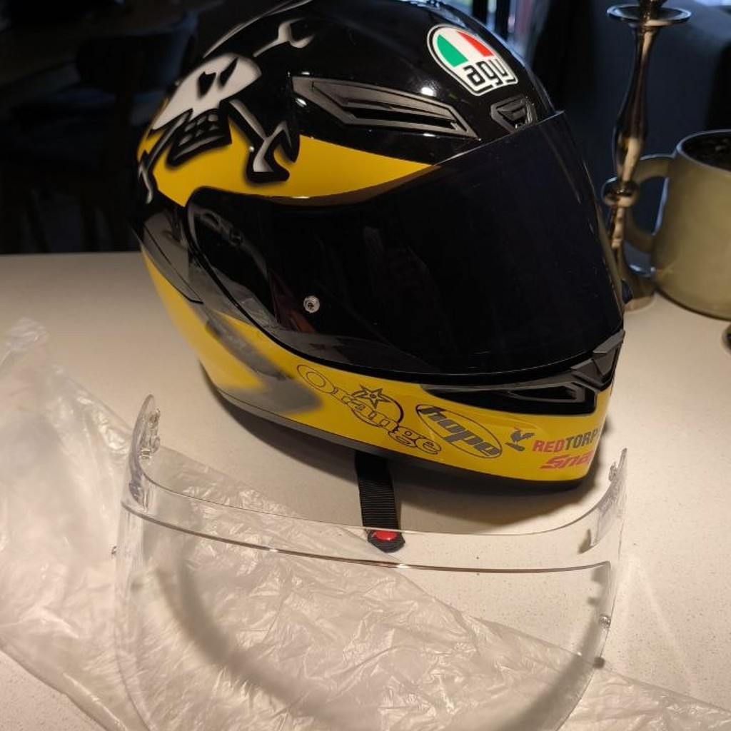 Мотошлем AGV