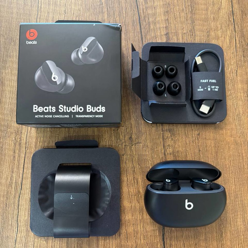 Беспроводные наушники Beats Audio Studio Buds Black