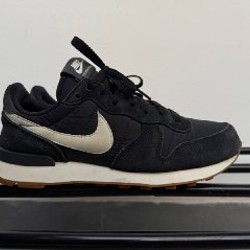Кроссовки Nike - фото 2