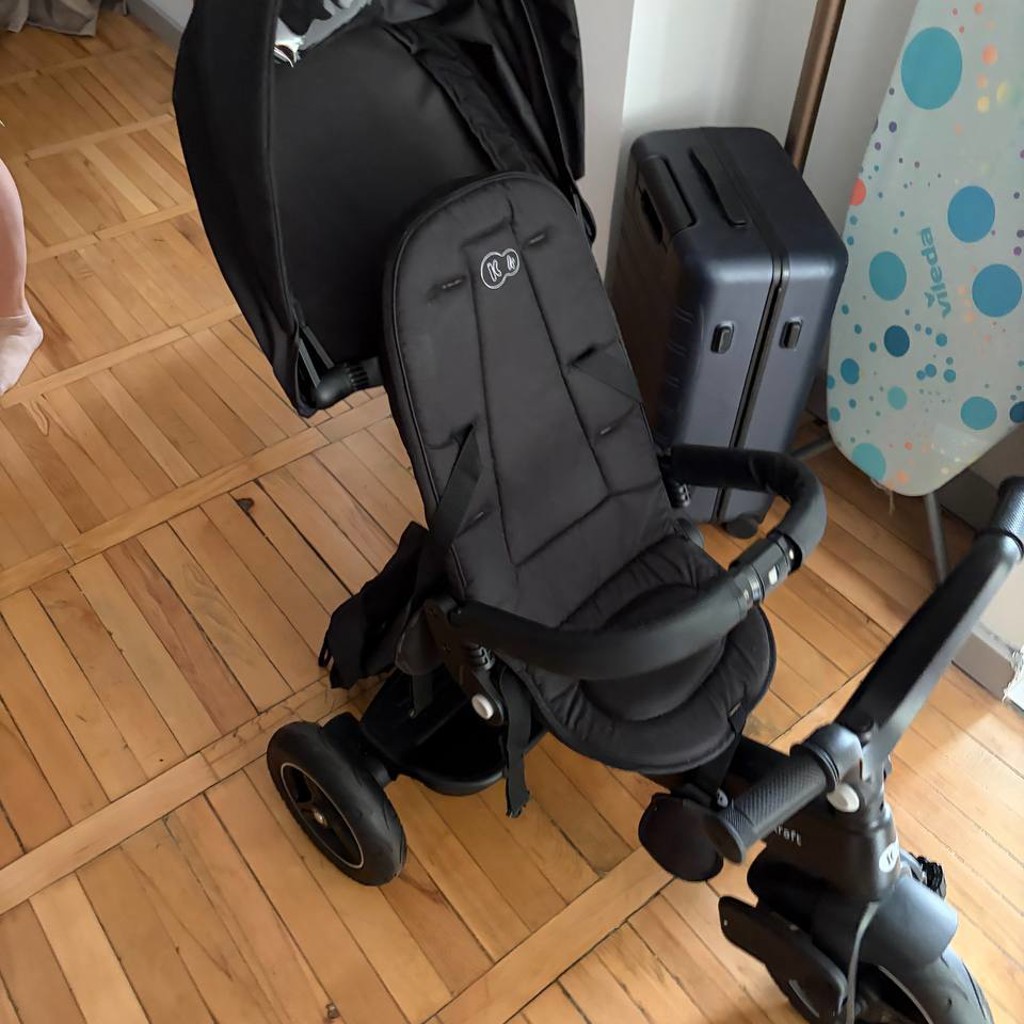 Трицикл Kinderkraft EASYTWIST