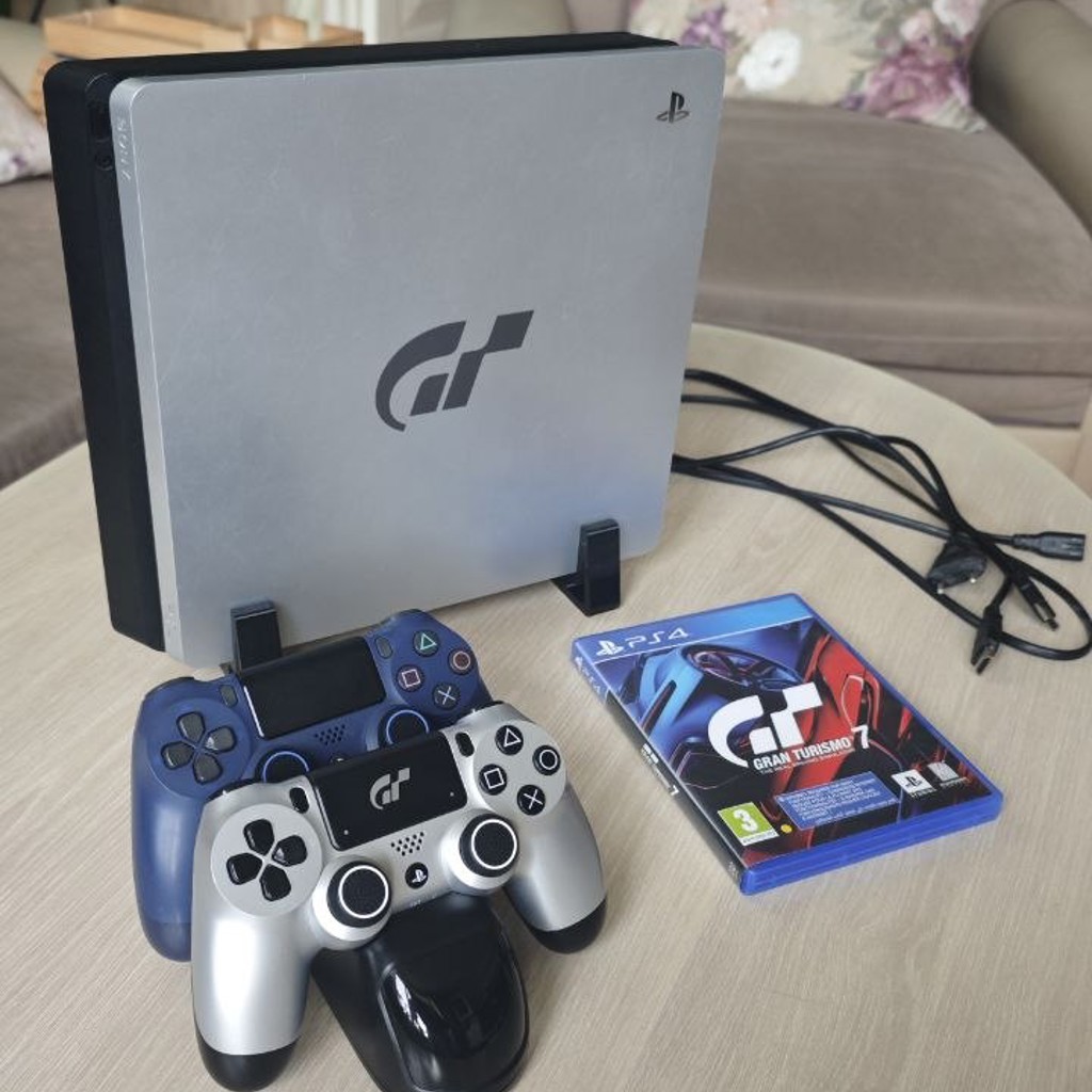 Консоль PS4 Slim Gran Turismo