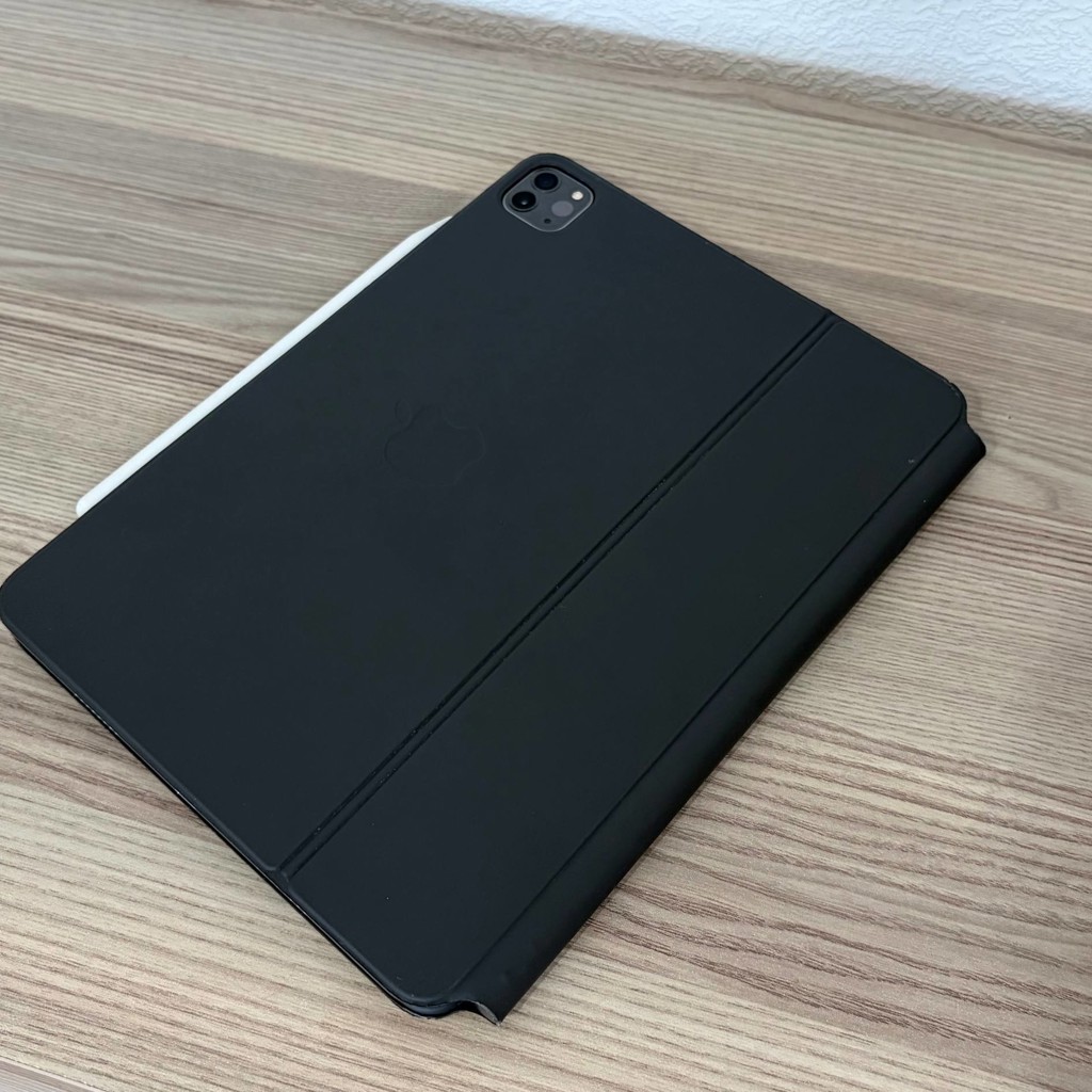 Комплект Apple iPad Pro 11 + Magic Keyboard + Apple Pencil 2 + классический чехол