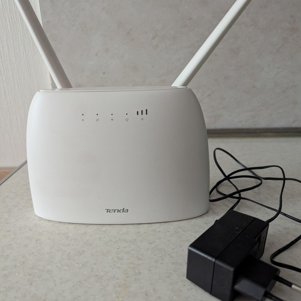 Роутер Tenda N300