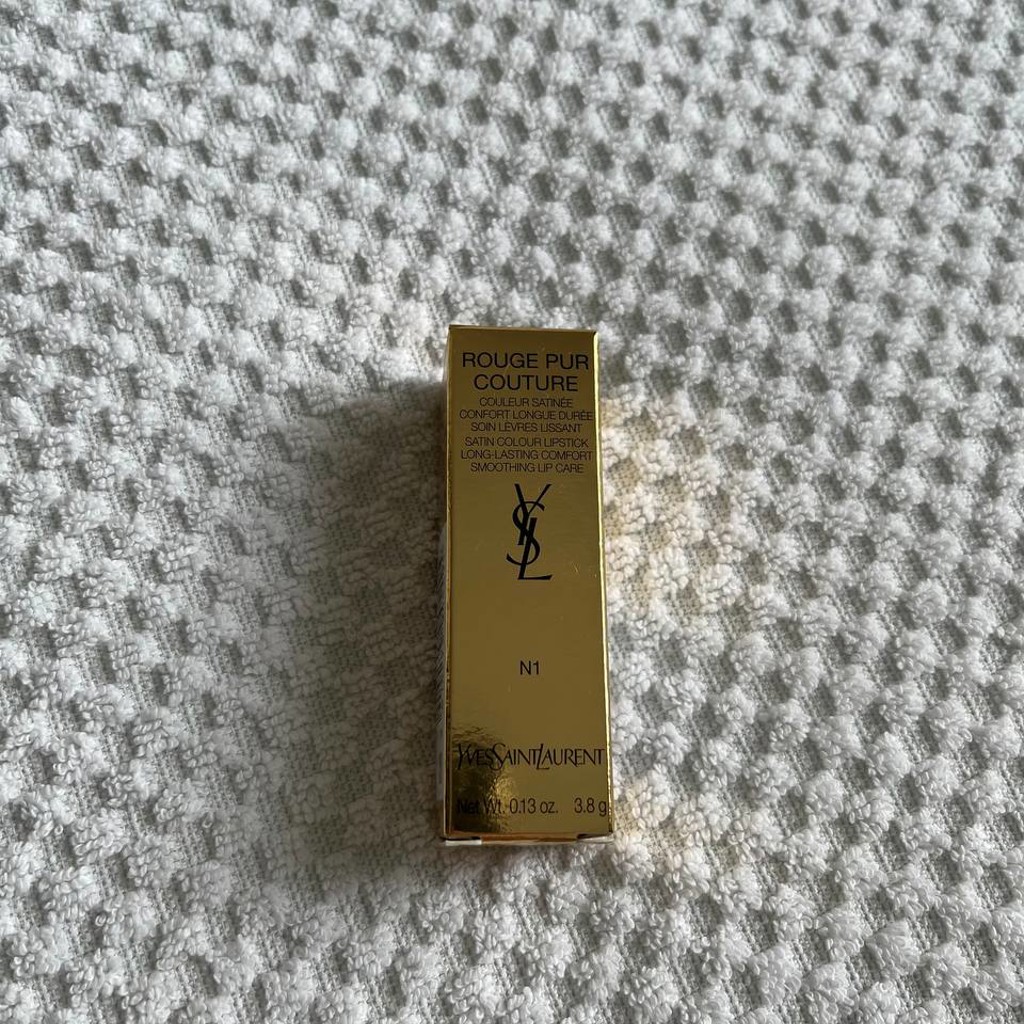 Помада Yves Saint Laurent Rouge Pur Couture N1
