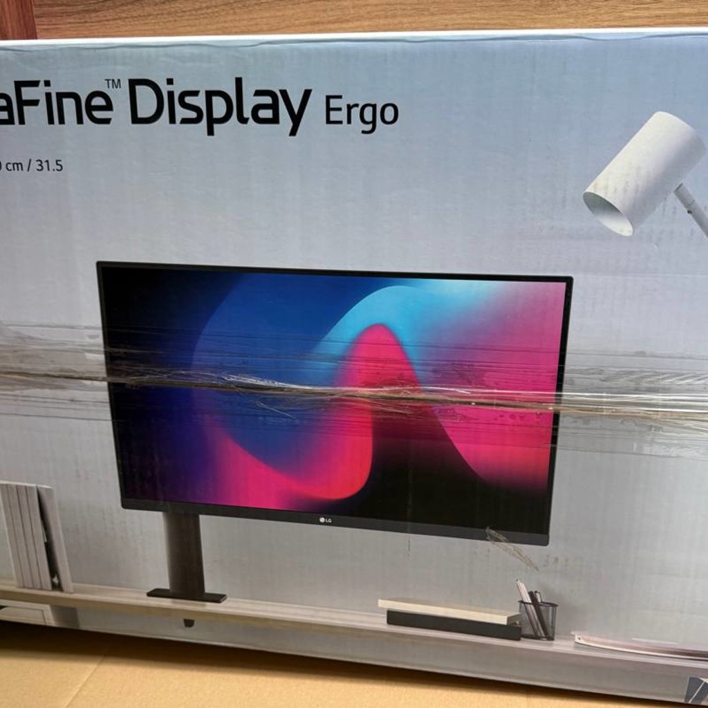 Монитор LG UltraFine Ergo 32UN880