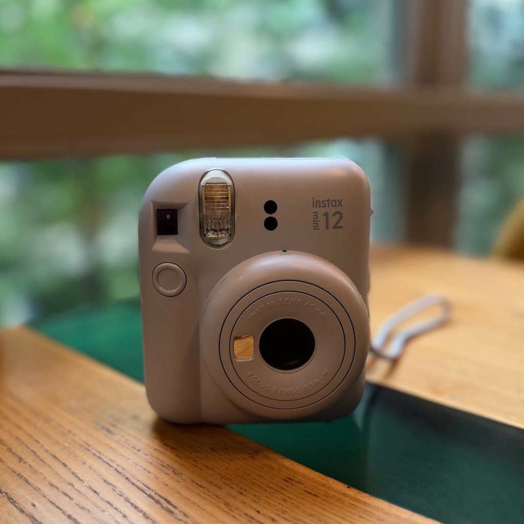 Камера Instax Mini 12