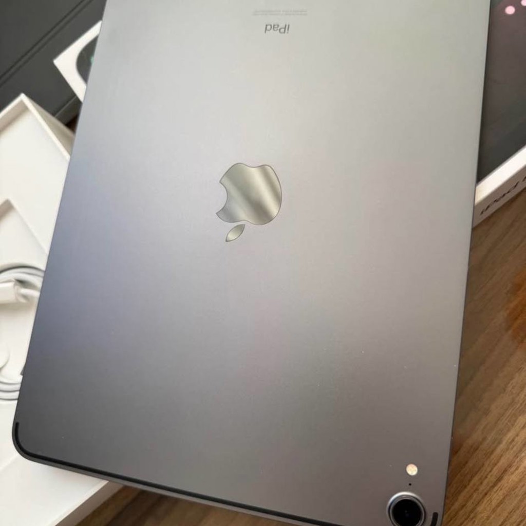 Кейсы для iPad Pro / air