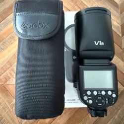 Вспышка Godox v1 s (Sony) - фото 2