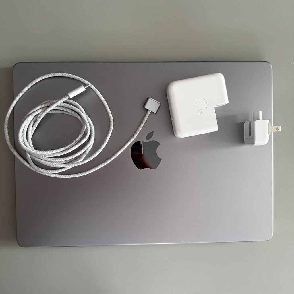 Apple MacBook Pro 14” M3