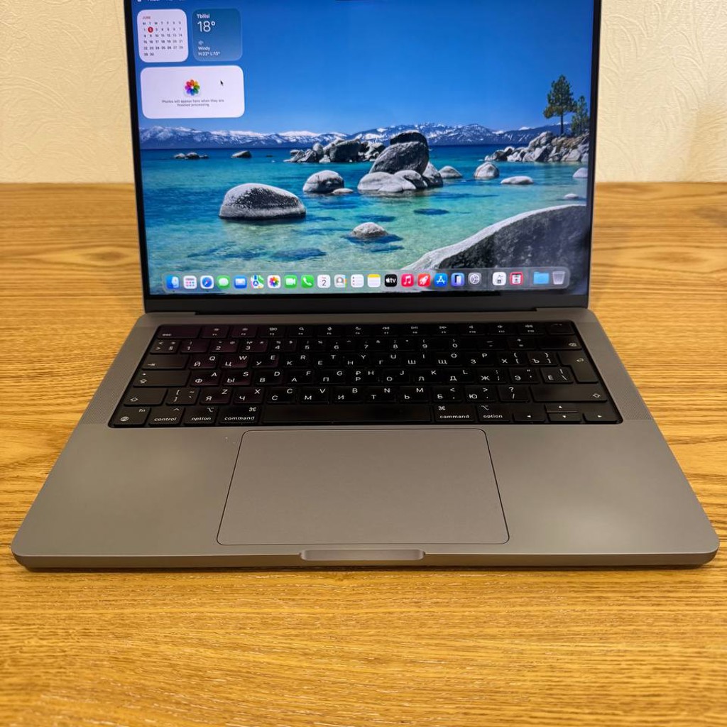 Macbook m1 pro 14 дюймов