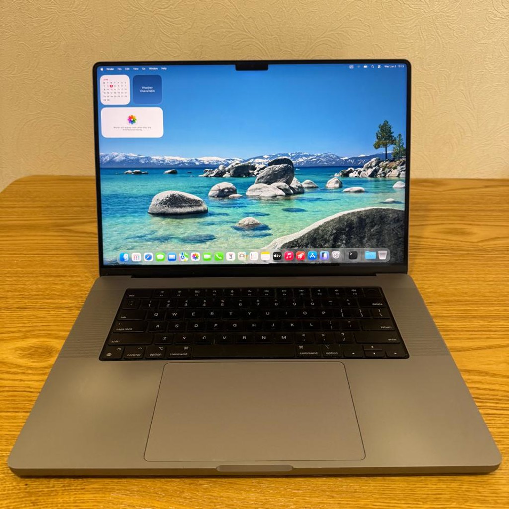 MacBook Pro M1 Space Gray