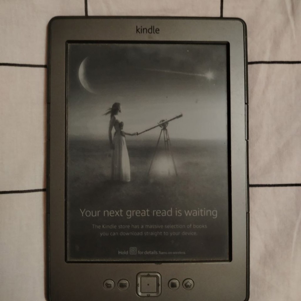 Amazon Kindle 4