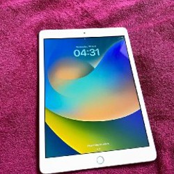 IPad 7gen - фото 2