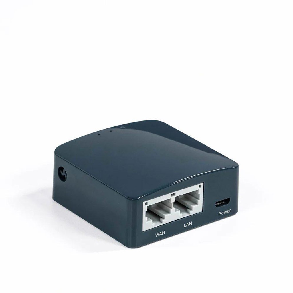 Мобильный travel-router GL-AR300M16