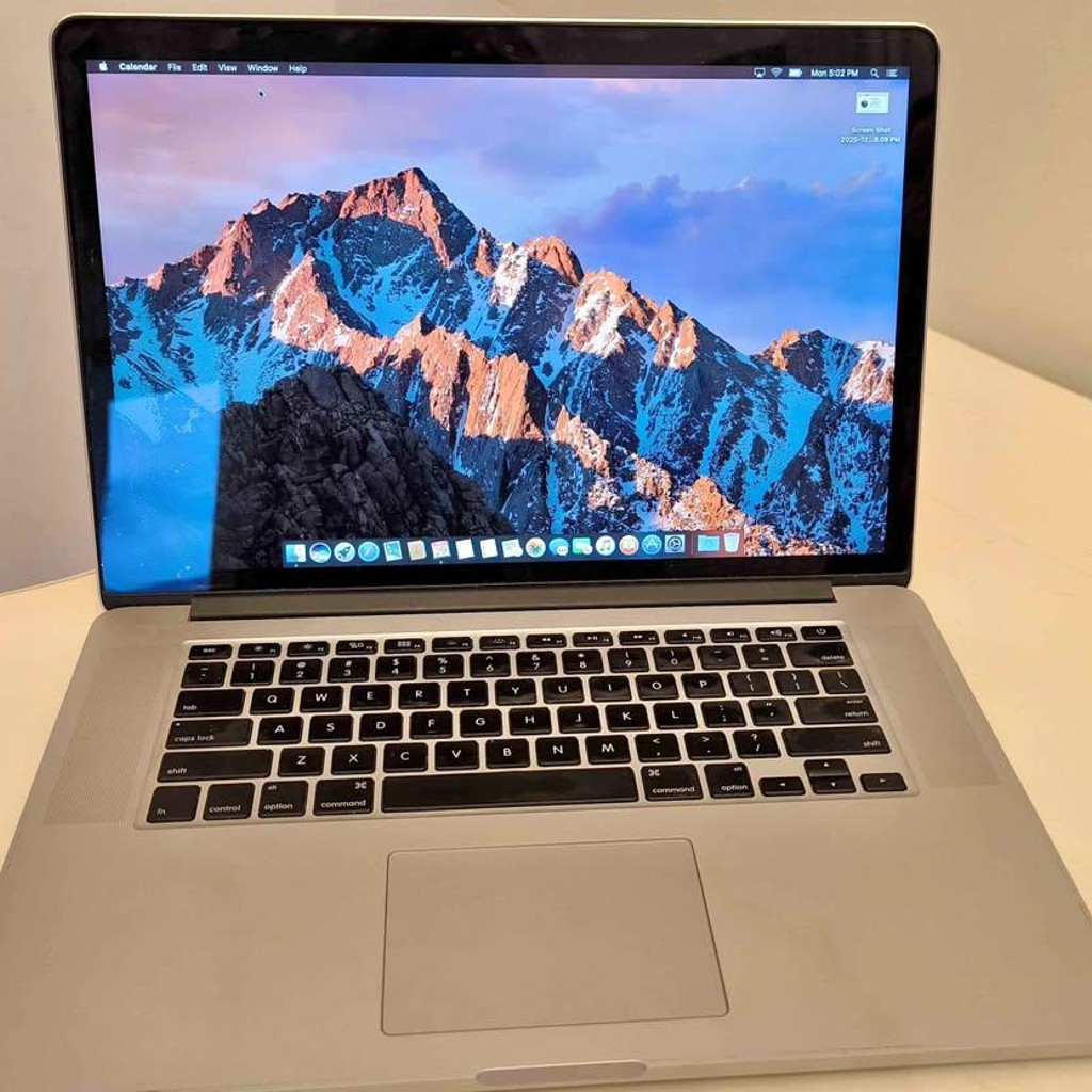 MacBook Pro 15' (Mid 2015)