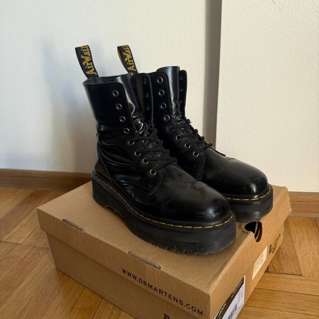 Dr. Martens Jadon Platform