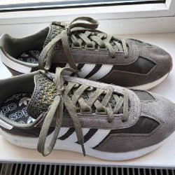 Кроссовки Adidas Retropy E5 - фото 4