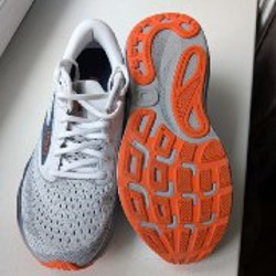 Беговые кроссовки Brooks Adrenaline GTS 24 - фото 4