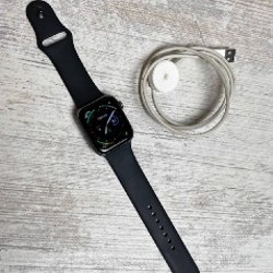 Apple Watch Series 5 44mm - фото 2