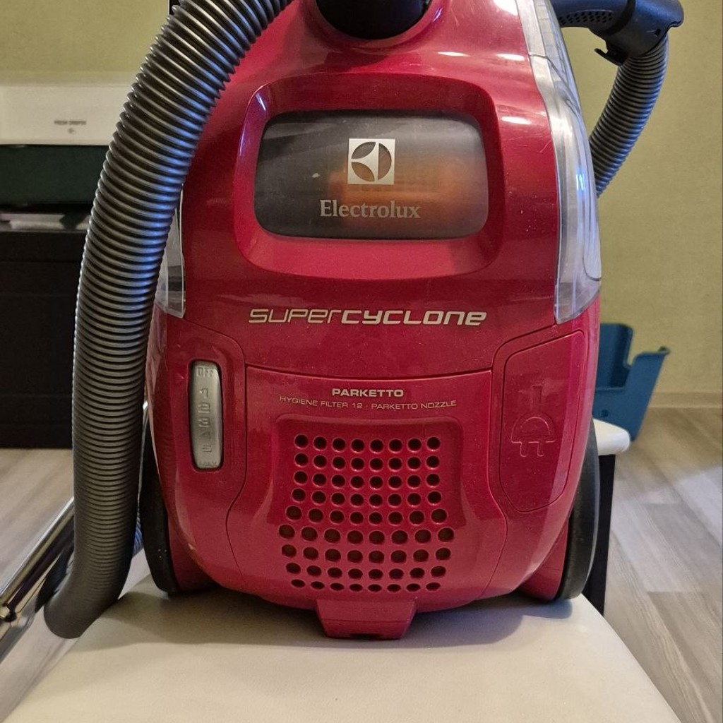 Пылесос Electrolux supercyclone