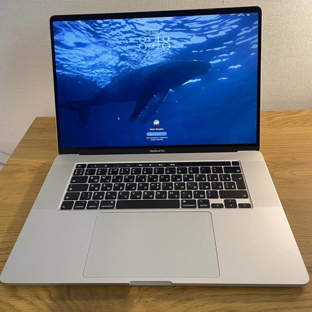 MacBook Pro 16” (2019)