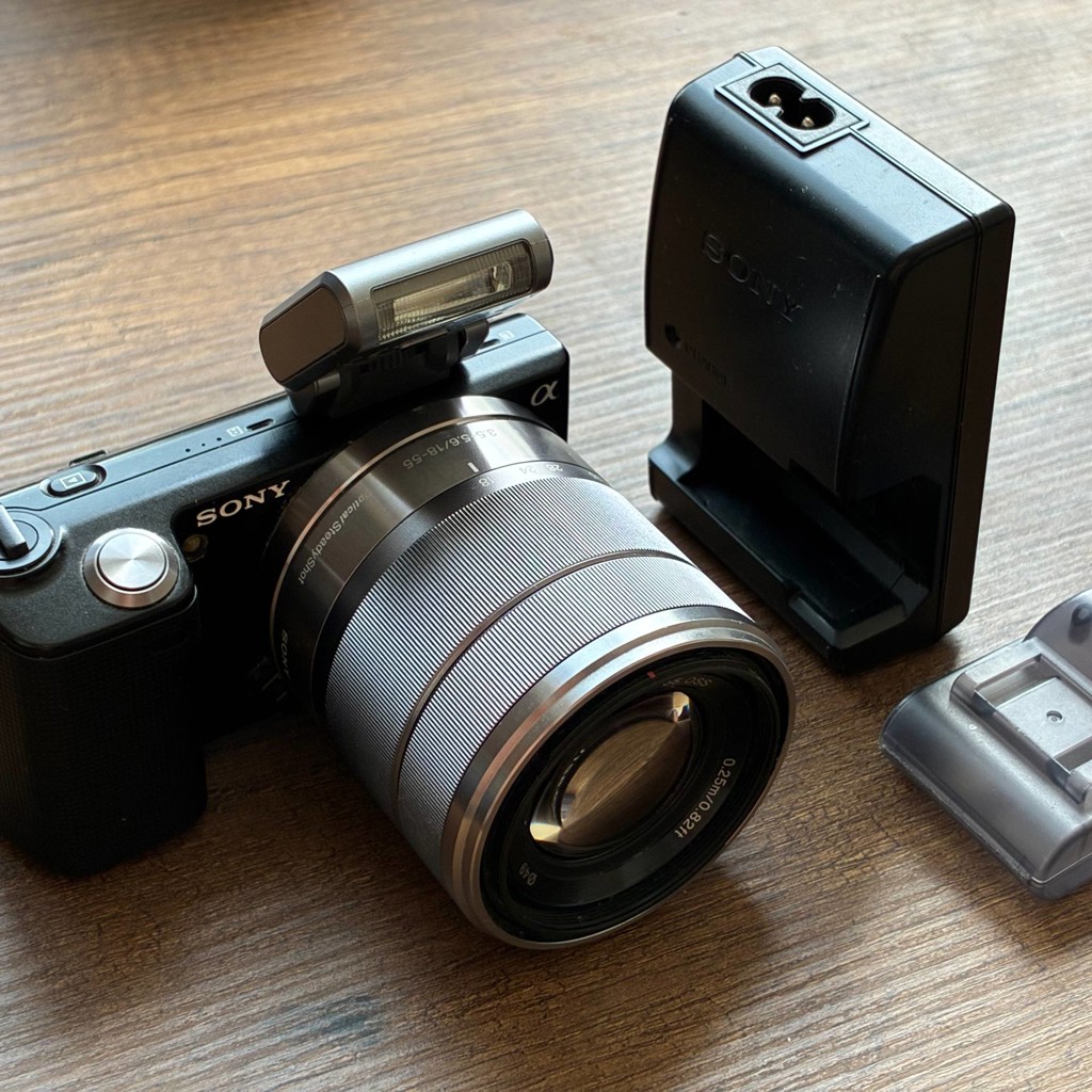 Sony NEX 5