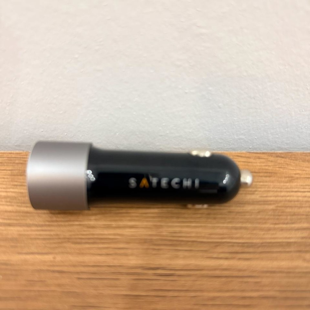 Автомобильная зарядка Satechi USB-C + USB-A