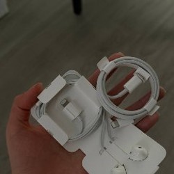 Apple EarPods Lightning - фото 1