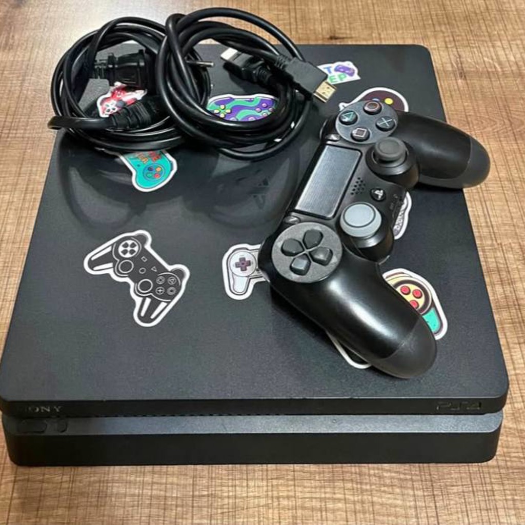 PlayStation 4 slim