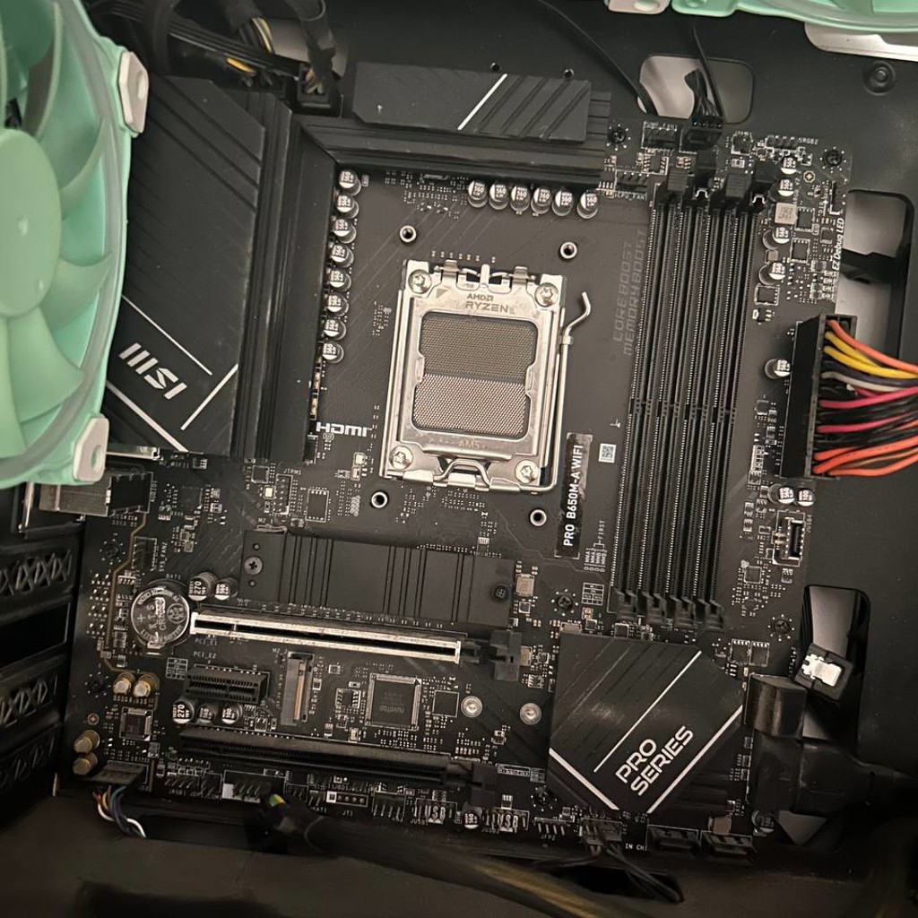 Материнская плата MSI PRO B650M-A WIFI