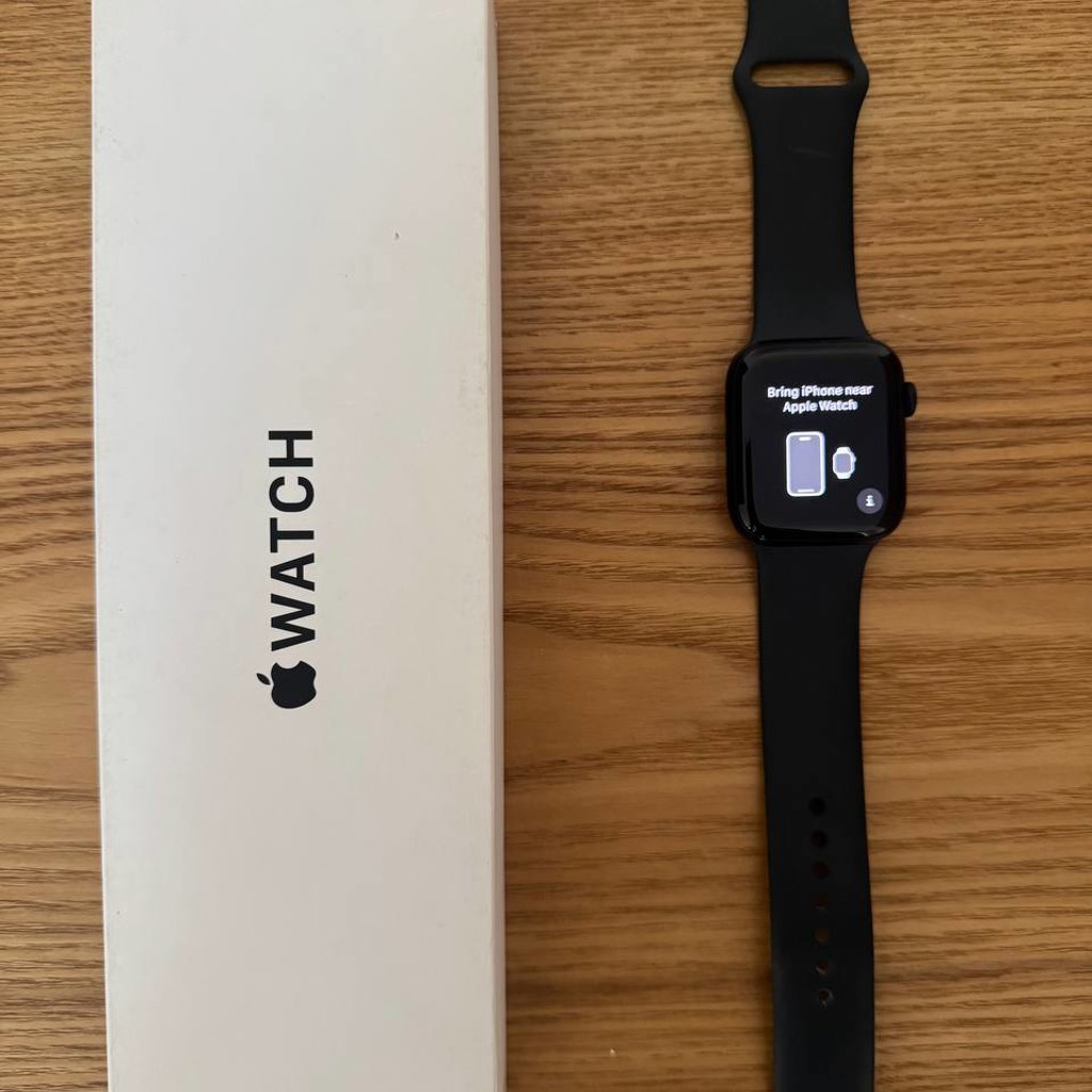 Apple Watch SE (2-го поколения) 44 мм