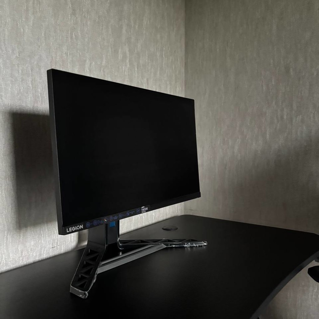Lenova Legion R25i-30