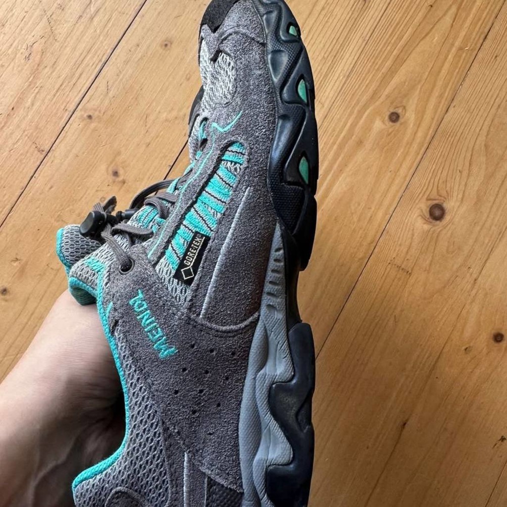 Кроссовки Meindl Goretex
