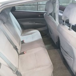 Toyota Prius (Hybrid) - фото 7