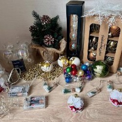 Гирлянда елочки в стеклянных бутылках - фото 1