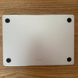 MacBook Air 13” M2 Starlight - фото 2