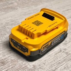 Аккумулятор DeWALT DCBP034 PowerStack 1.7 Ah (20V MAX) - фото 2