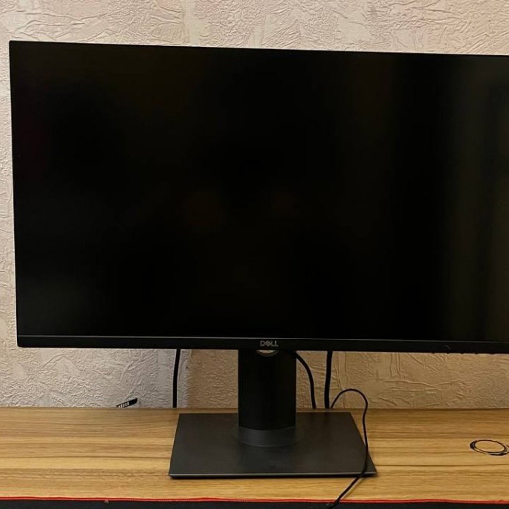 Монитор Dell P2720D
