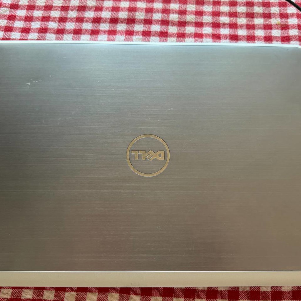 Ноутбук Dell