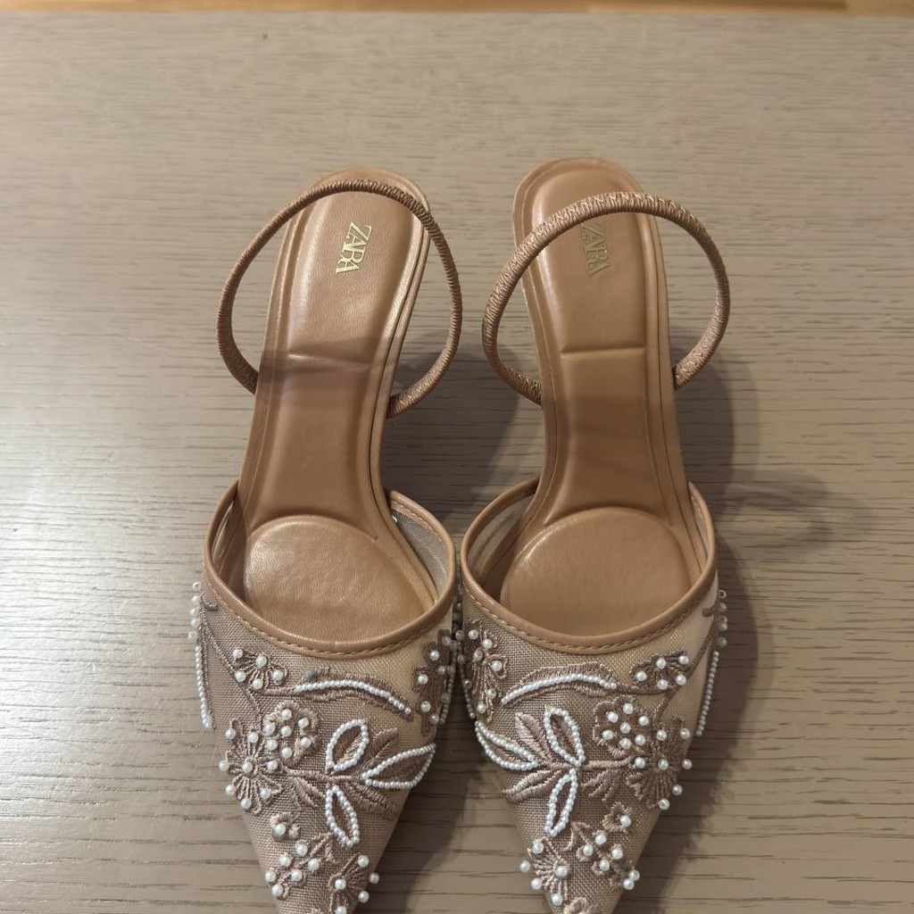 Босоножки Zara