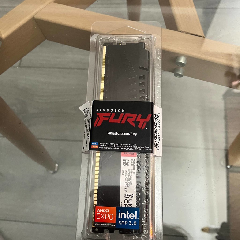 Плашка оперативы Kingston Fury Beast Black
