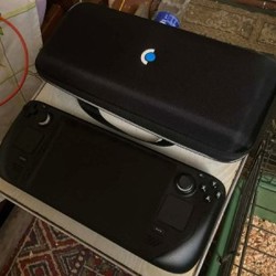 Портативная консоль Valve Steam Deck - фото 7